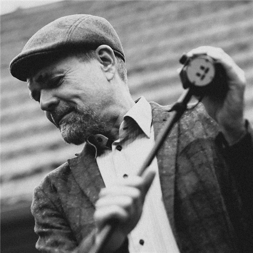 Karol Mikloš + Analogrunner