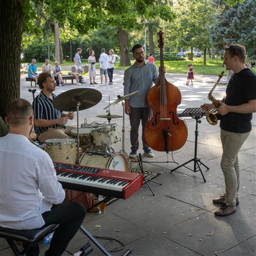 Koncerty na dvore: KEJAZZ4