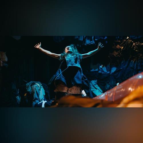 Smutná správa zo smutnej krajiny - Divadlo NA PERÓNE v ŠUMe (13+)